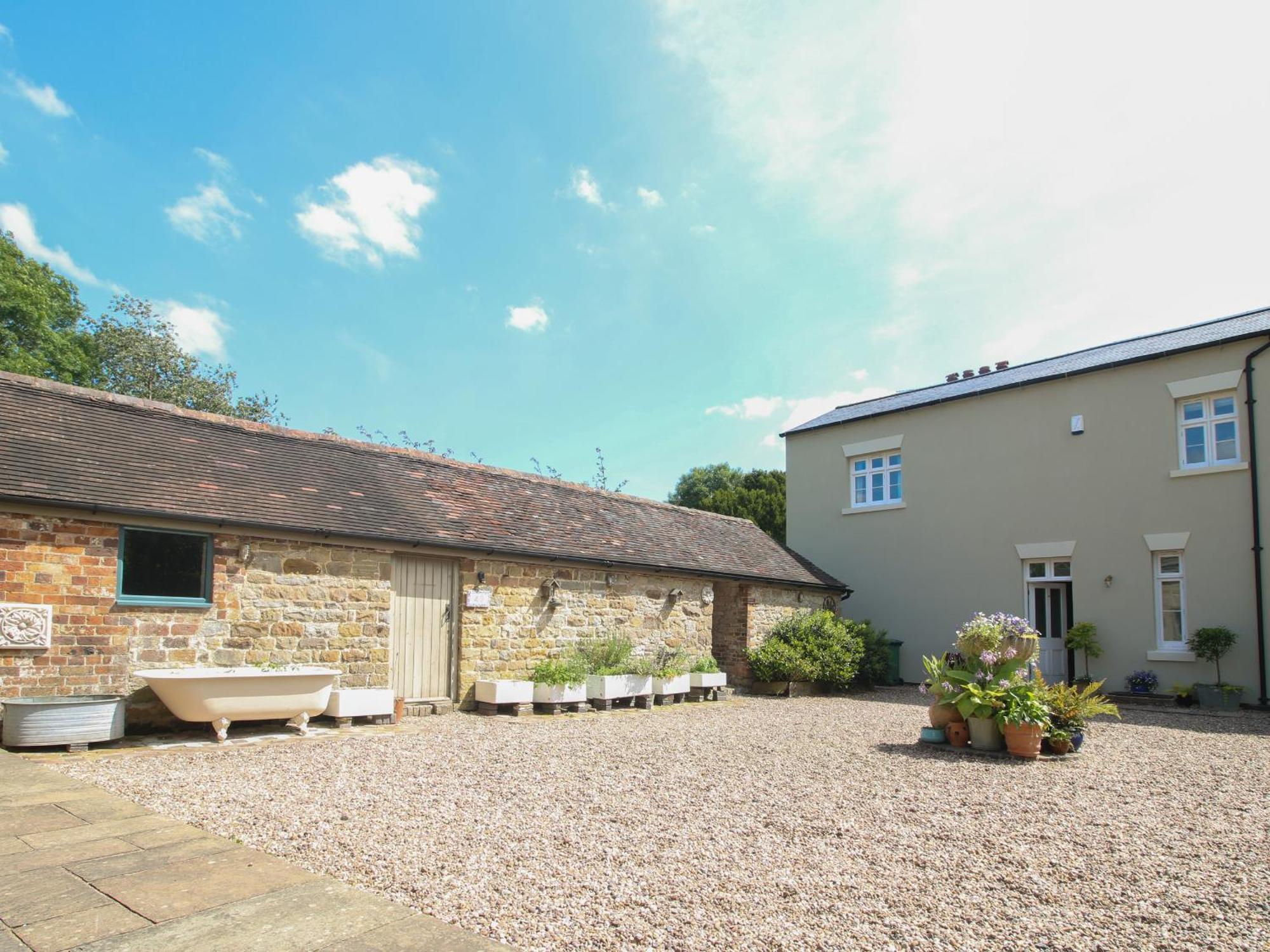 Foxholes Barn Villa Kidderminster Exterior photo