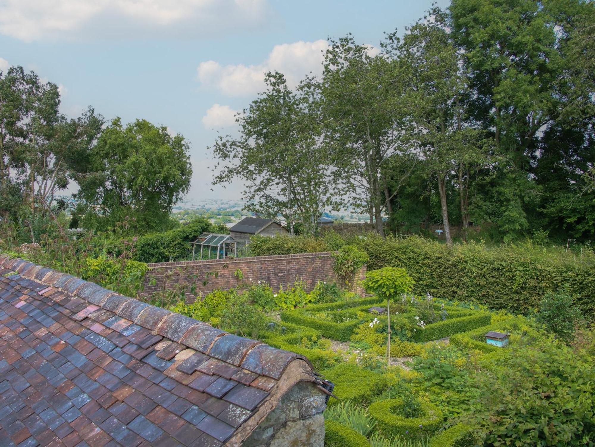 Foxholes Barn Villa Kidderminster Exterior photo